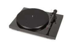 Pro-Ject - Debut Carbon (EVO) (Black)